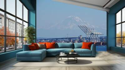 Mount Rainier seen from Seattle, Washington Wall mural