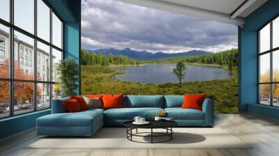 lake in mountains Wall mural