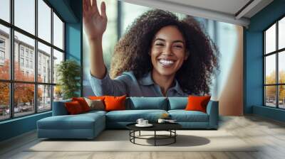 The Smiling Woman Engaging Team Wall mural