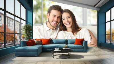 couple at home looking at camera Wall mural