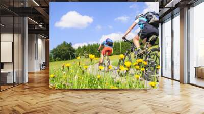 raus in die natur mit dem mtb Wall mural