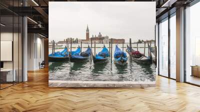 Venedig, Altstadt, historische Gondeln, Insel, Frühling, Italien Wall mural