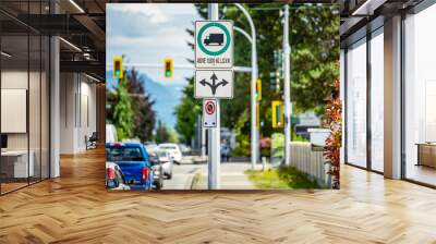 Truck weight limit traffic sign in Canada, above 11,800 kg Wall mural