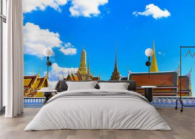 Bangkok iconic Wat Phra Keao in day time. Wall mural