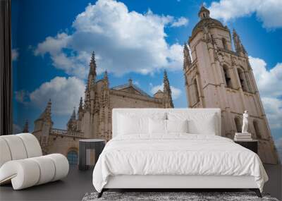 Segovia, España. April 28, 2022: Segovia Cathedral with blue sky. Wall mural