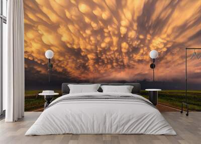 Incredible Sunset Mammatus Sky Colours After A Tornado Outbreak In Kansas Wall mural