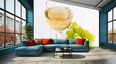 glasses of white wine and grapes Wall mural