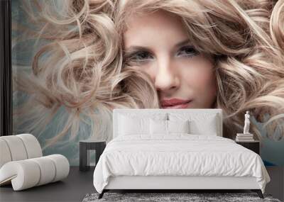 fashion portrait curly blonde Wall mural