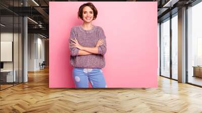 Portrait of her she nice-looking attractive lovely pretty charming cheerful cheery brown-haired girl folded arms isolated over pink pastel color background Wall mural