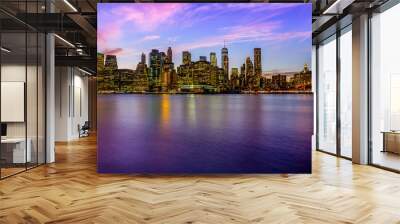 Sunset view of the island of Manhattan from Brooklyn Wall mural