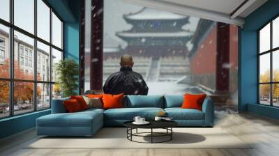  Bald head, back close-up, black Chinese clothes, sitting cross-legged, snow on the ground, Wall mural