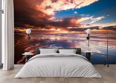 sunset and waves Wall mural