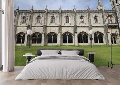 Monastère des Hiéronymites, Mosteiro dos Jerónimos, vue de l'extérieur, ville de Lisbonne, Portugal Wall mural