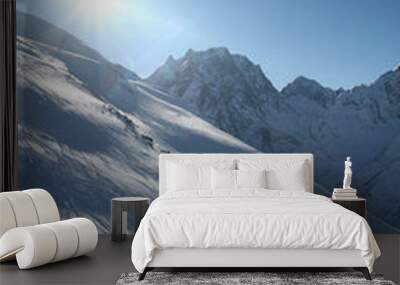 bright sun at the mountainside Wall mural