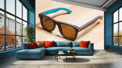 Lunettes de soleil en bois vintage Wall mural