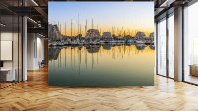 Panorama de la station balnéaire de La Grande-Motte au soleil levant, Occitanie, France Wall mural