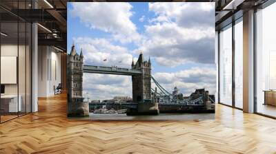 the bridge at the tower of london Wall mural