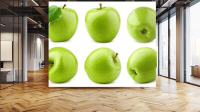 Green juicy apple isolated on white background, clipping path, full depth of field Wall mural