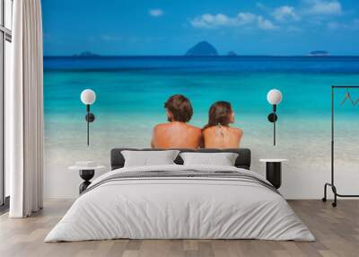 Couple on the beach Wall mural