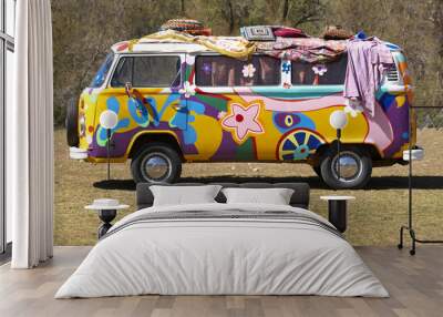 Hippie van Wall mural