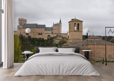 Eglise de la Vera Cruz et l'Alcazar de Ségovie, Espagne Wall mural