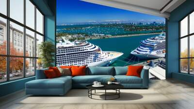 miami - february 27, 2016: cruise ships docked in miami port. th Wall mural