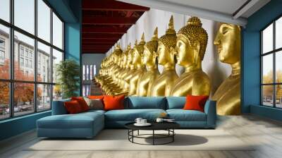 buddha statue in thailand Wall mural