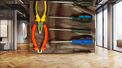 vertical pattern construction nippers screwdriver vertical set tool kit desktop Wall mural