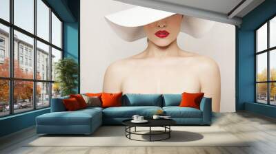 red lips and white hat Wall mural