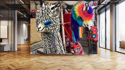 llama hat Wall mural