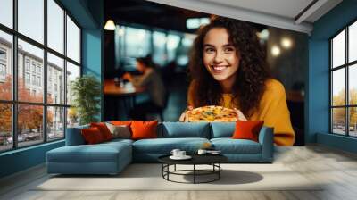 woman eating pizza Wall mural