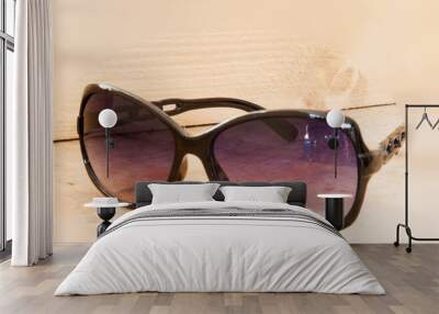 Black Glasses Wall mural