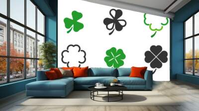 Clover icon set. St Patrick's day. Green clover icons. Four leaf clover. Vector illustration. Wall mural