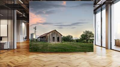 Old barns all across the US showing off the old Americana Wall mural