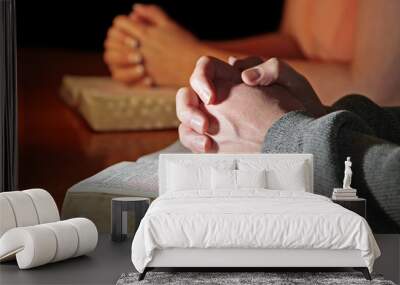 Praying Hands Bibles Couple Wall mural