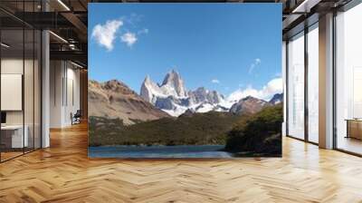 El monte Fitz Roy o cerro Chaltén, es una montaña de 3405 m s. n. m. ubicada al oriente del campo de hielo Patagónico Sur dentro de Chile, ​​​​​​​​​​ en la Patagonia, cerca de la villa de El Chaltén. Wall mural