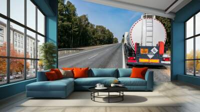 Camion cisterna combustible Wall mural