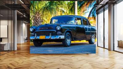 Amerikanischer Oldtimer in Kuba Wall mural