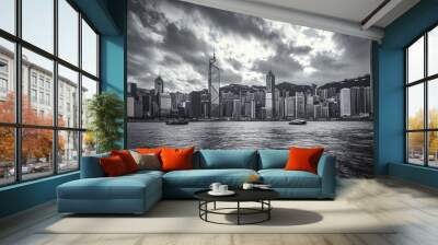 A black-and-white photo of a famous city skyline or iconic landmark, evoking a timeless, classic look Wall mural