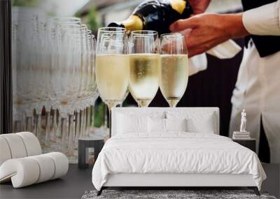 glasses of champagne Wall mural