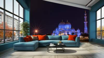 Sheikh Zayed Grand Mosque and Reflection in Fountain at Sunset - Abu Dhabi, United Arab Emirates (UAE) Wall mural