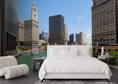 the river and the buildings of chicago Wall mural