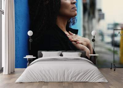 A black woman praying to God having HOPE and FAITH during hard times Wall mural