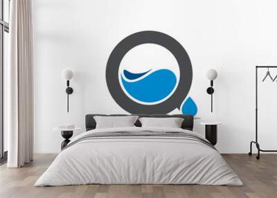 initial letter Q monogram with as liquid container and water drop Wall mural