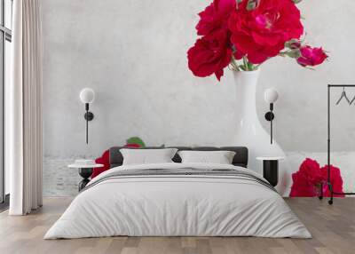 bouquet of red roses in vase Wall mural