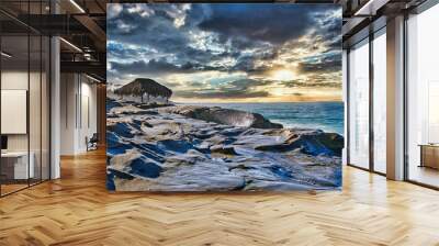 2020-02-17 THE WINDANDSEA BEACH AT SUNSET WITH CLOUDS IN LA JOLLA CALIFORNIA NEAR SAN DIEGO Wall mural