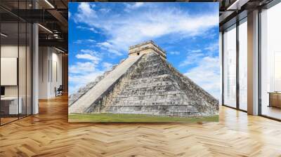 Mayan Pyramid in Chichen Itza, Mexico Wall mural