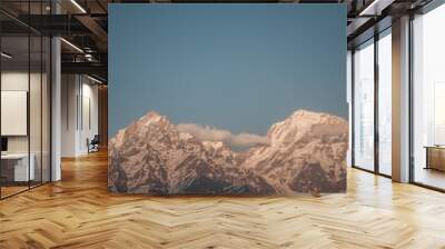  Snowy Mountain Peaks at Sunset Wall mural