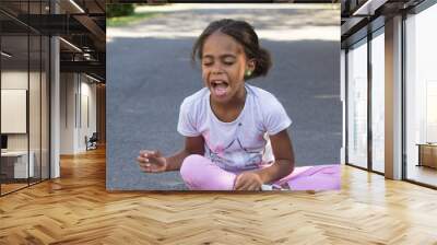 angry black girl screaming Wall mural