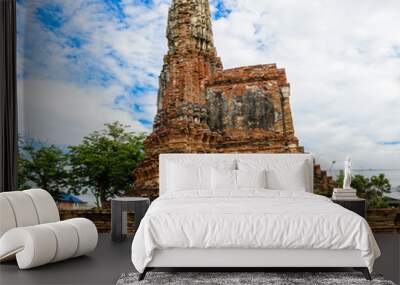 Majestic ruins of 1629 Wat Chai Watthanaram built by King Prasat Tong with its principal Prang (center) representing Mount Meru, the abode of the gods Wall mural